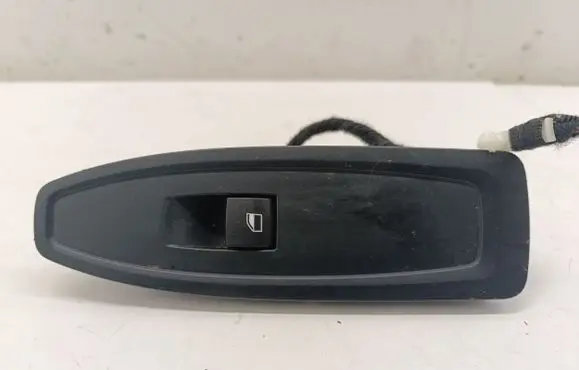 BMW 2 F22 F23 Electric window control switch 9208107