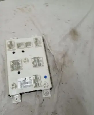 Chrysler Pacifica Air suspension control unit module (rear) 68222875AE
