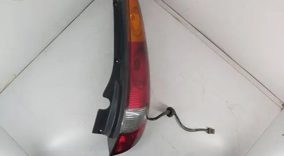 Nissan Almera Tino Rear/tail lights