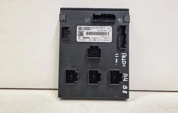 Audi A4 S4 B8 8K Comfort/convenience module 8K0907063P
