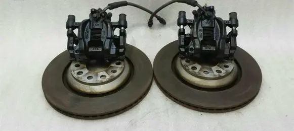 Audi A3 S3 8V Brake discs and calipers set 