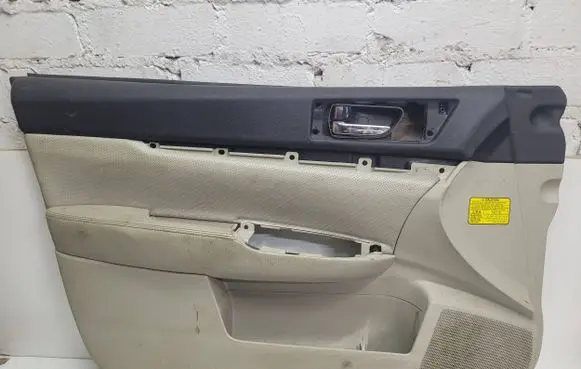 Subaru Outback Front door card panel trim