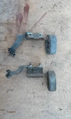 Mercedes-Benz E W211 Muffler mount bracket/holder A2114926141