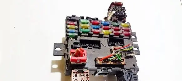 Fiat Multipla Fuse box set 46517276 a223