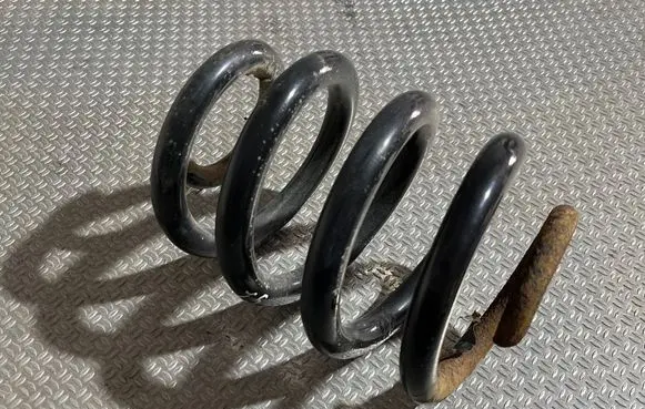 Volkswagen Transporter - Caravelle T5 Rear coil spring