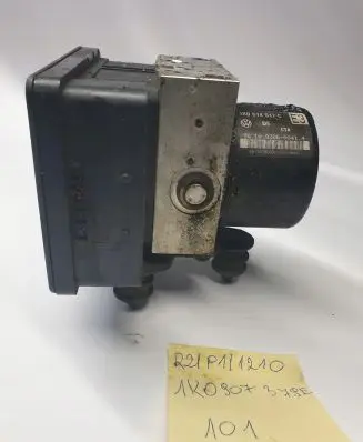 Audi A3 S3 8P ABS Pump 1K0614517C 1K0907379E
