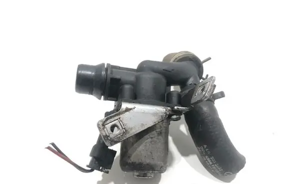 Mercedes-Benz E W212 Coolant heater control valve A6512000231
