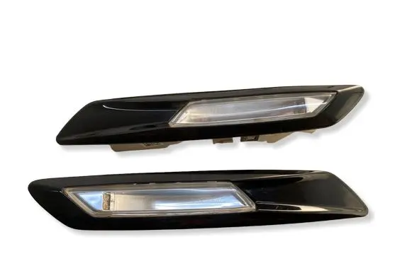 BMW 5 F10 F11 Front fender indicator light 7154170 7154169