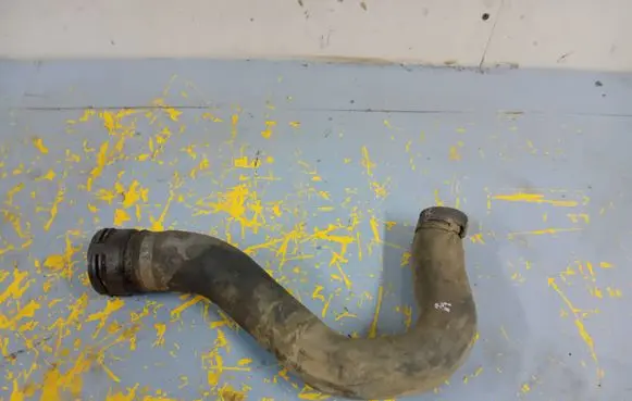 Audi A6 S6 C6 4F Coolant pipe/hose