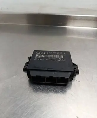 Volkswagen Golf V Parking PDC control unit/module 8E0919283D 0613001558 601897