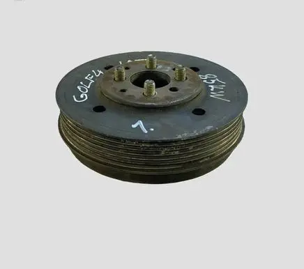 Volkswagen Golf IV Crankshaft pulley