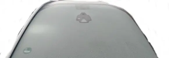 Citroen C4 II Front windscreen/windshield window 