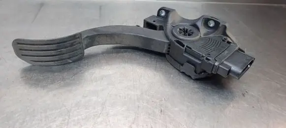 Volvo V70 Accelerator pedal position sensor 
