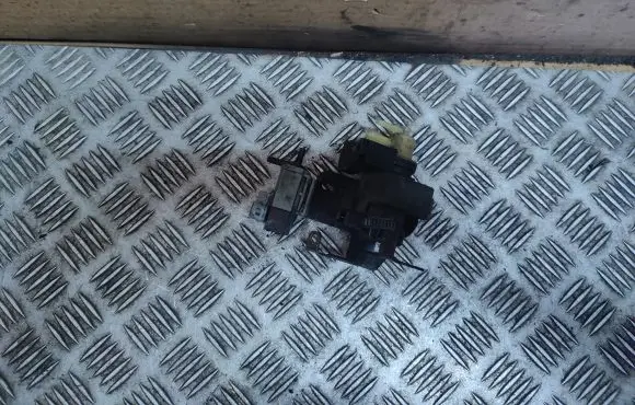 KIA Sportage Vacuum valve 351202A400