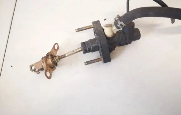 Toyota Avensis T250 Clutch master cylinder