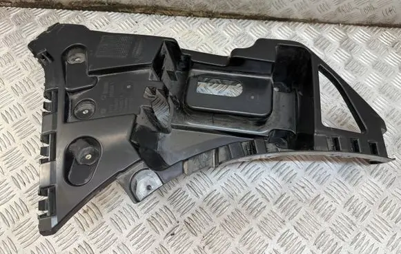BMW X2 F39 Rear bumper mounting bracket 7426437