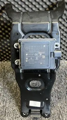 Mercedes-Benz GLS X167 Distronic sensor radar A1676268309 1UU124