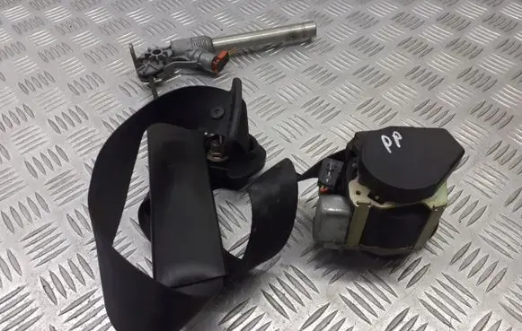 Citroen C5 Front seatbelt