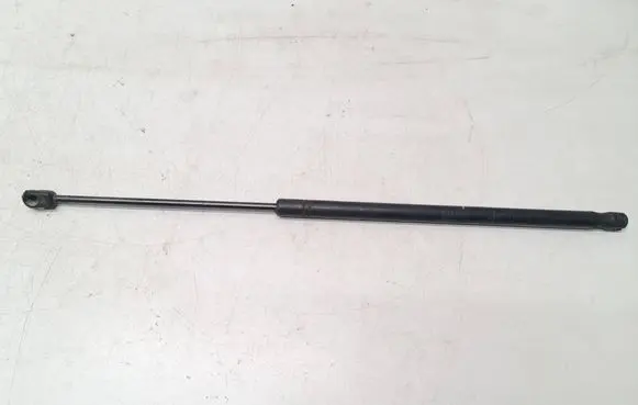 Opel Vectra C Tailgate/trunk strut/damper 13101335 26404AD17