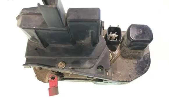 Chrysler 300M Rear door lock