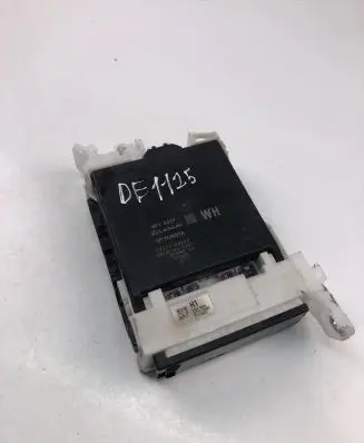 Toyota Yaris XP210 Other control units/modules 89221K0020