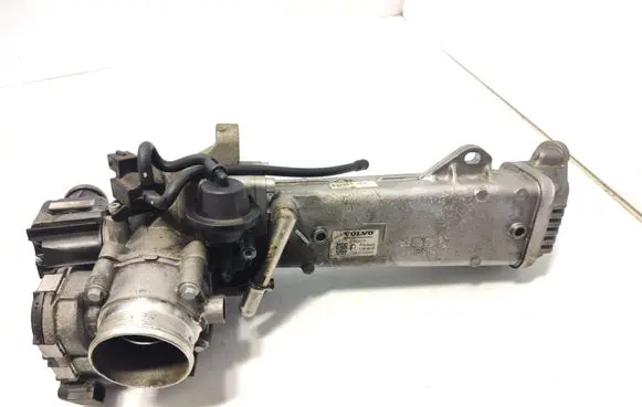 Volvo V60 EGR valve cooler 31422235 1511100515 70304905