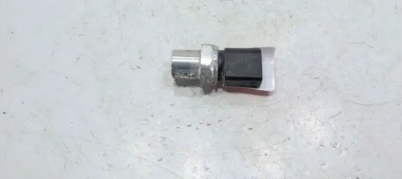 Volkswagen PASSAT B8 Air conditioning (A/C) pressure sensor 4H0959126B