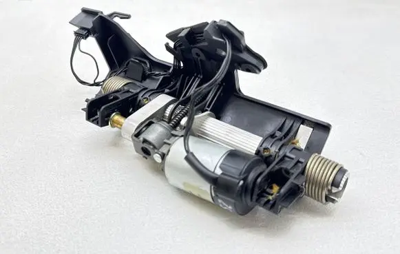 Mercedes-Benz S W221 Seat adjustment motor W2219700125