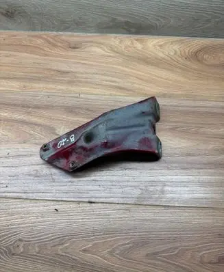 Volkswagen Golf VI Fender mounting bracket 5K6821138