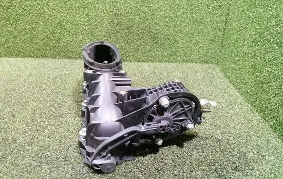 Mercedes-Benz Sprinter W906 Intake manifold A6510905737