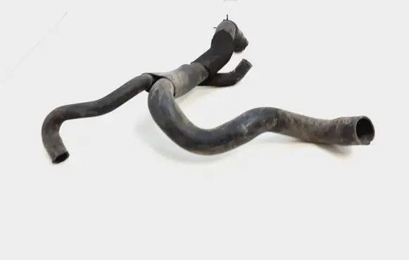 Mercedes-Benz B W246 W242 Engine coolant pipe/hose