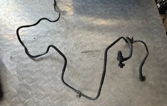 Renault Koleos I Fuel line/pipe/hose 