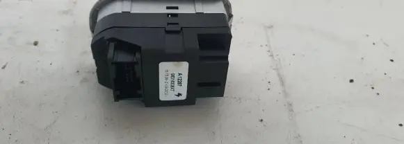 Peugeot 206+ Electric window control switch 96316308xt