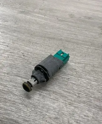 Renault Megane II Clutch pedal sensor 8200168240B 4318G