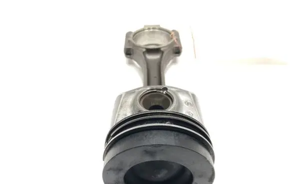 Seat Leon (5F) Piston with connecting rod CLH