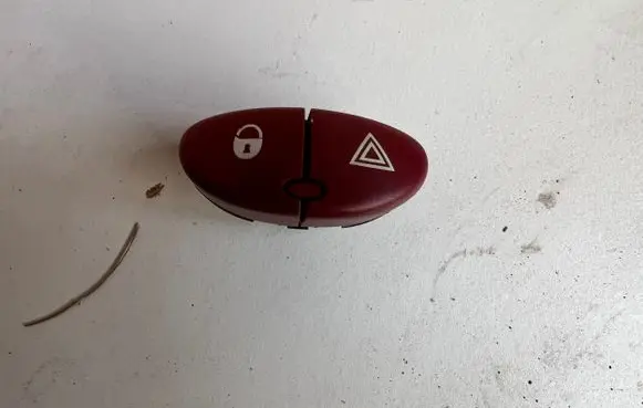 Peugeot 206 Hazard light switch