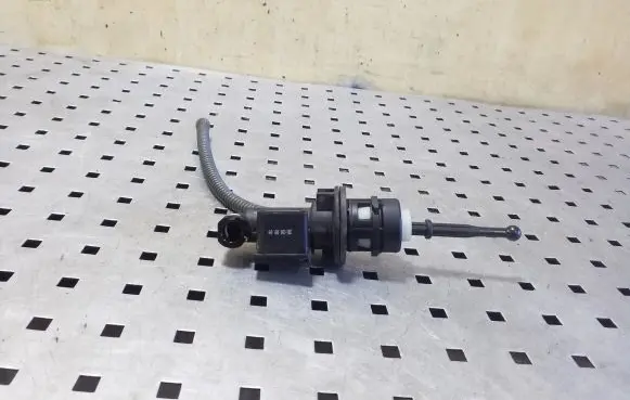 Audi A3 S3 8P Clutch master cylinder 1K0721388S 1K0927810D