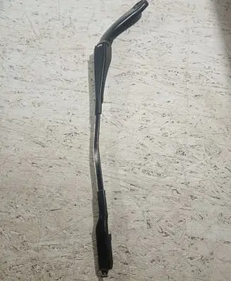 BMW 4 F32 F33 Front wiper blade arm 7297553