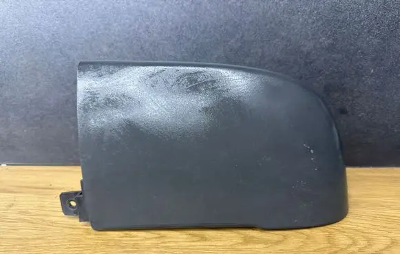 Opel Vivaro Rear bumper corner part panel trim 8200011484