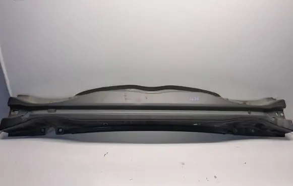 Volvo XC70 Rear bumper support beam 060406