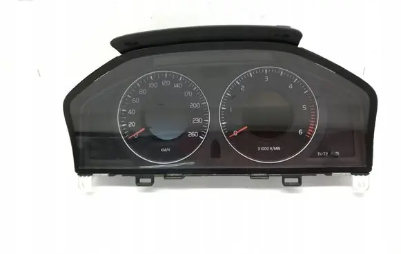 Volvo V70 Speedometer (instrument cluster)