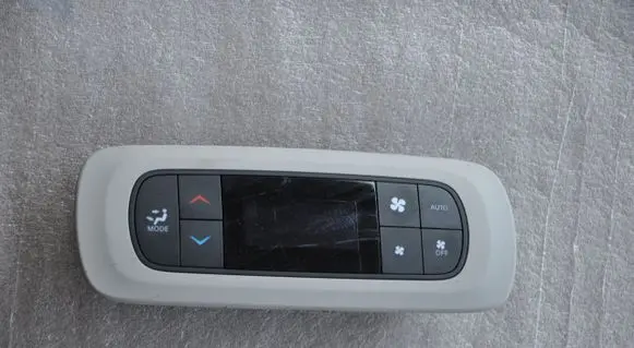 Chrysler Pacifica Climate control unit P6WL30PD2AA