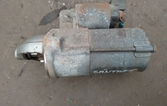 Hyundai Santa Fe Starter motor 361002F055