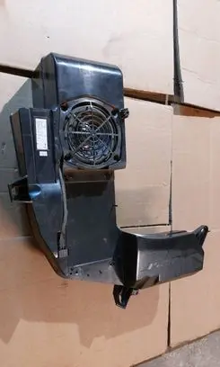 Audi A4 S4 B6 8E 8H Subwoofer speaker 8E9035382