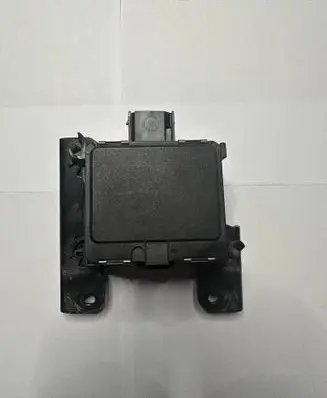 Volkswagen Golf VII Distronic sensor radar 5Q0907561K 5Q0907572K
