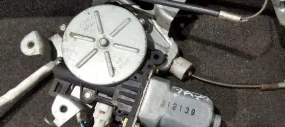 Honda Jazz Front door window regulator motor 312139