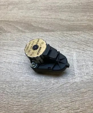 BMW 3 E36 Air flap motor/actuator 0132800005 8350080