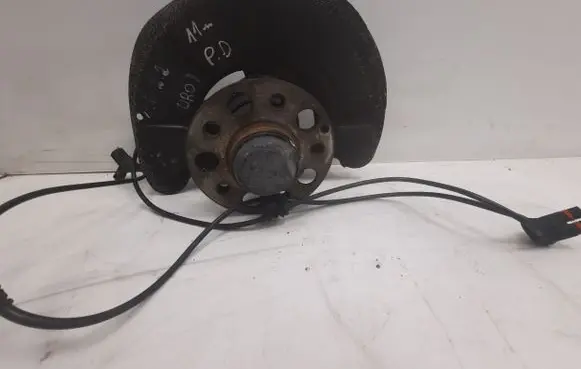Mercedes-Benz E W212 Front wheel hub spindle knuckle 21224 KA846390001705