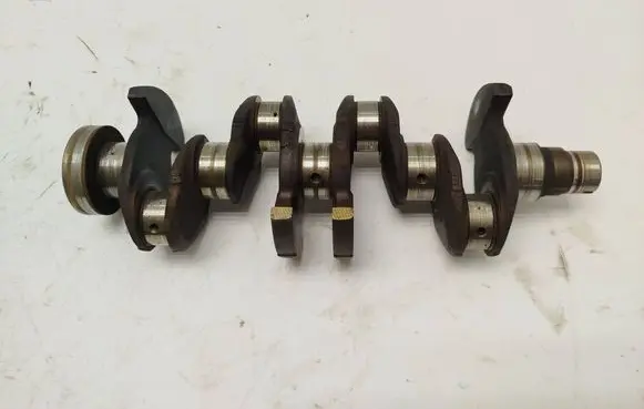 Renault Clio II Crankshaft 122018500R