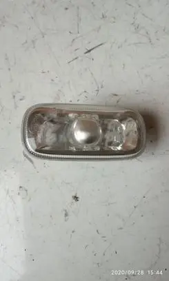 Audi A6 S6 C5 4B Front fender indicator light 8E0949127